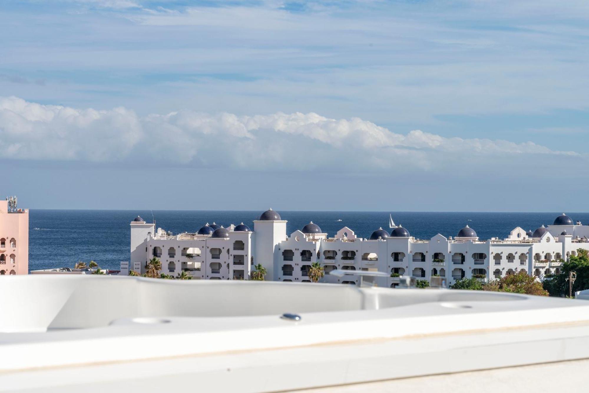 Luxury Apartment With Pool And Jacuzzi On Terrace In Medano 카보산루카스 외부 사진